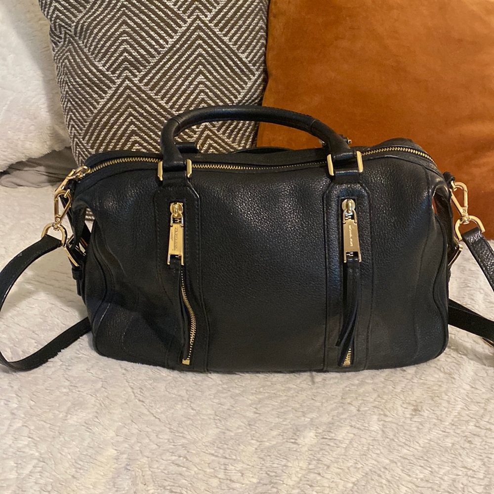 Black Michael Kors zipper bag